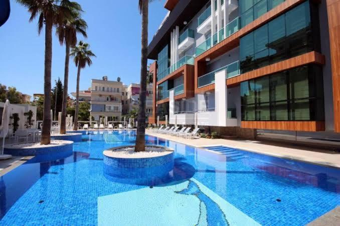 Luxury Flat 2 Mins From Beach Αλάνια Εξωτερικό φωτογραφία